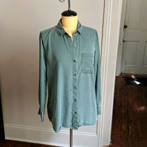 Old Navy tencel button down shirt